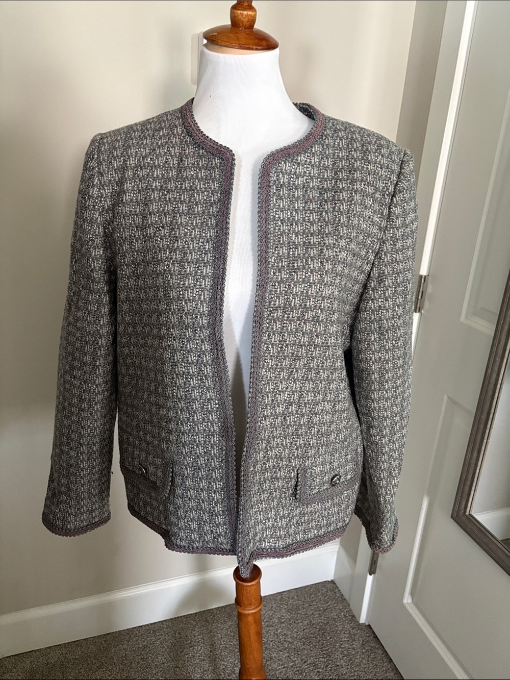 Classic Grey Tweed Collarless Jacket - Women's